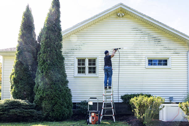 Best Deck Pressure Washing  in Clarks Green, PA