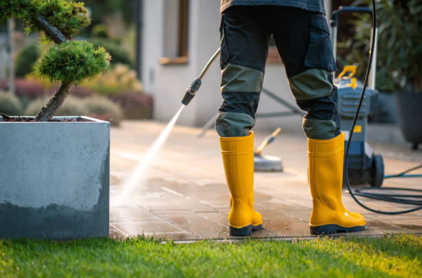 Best Concrete Pressure Washing  in Clarks Green, PA